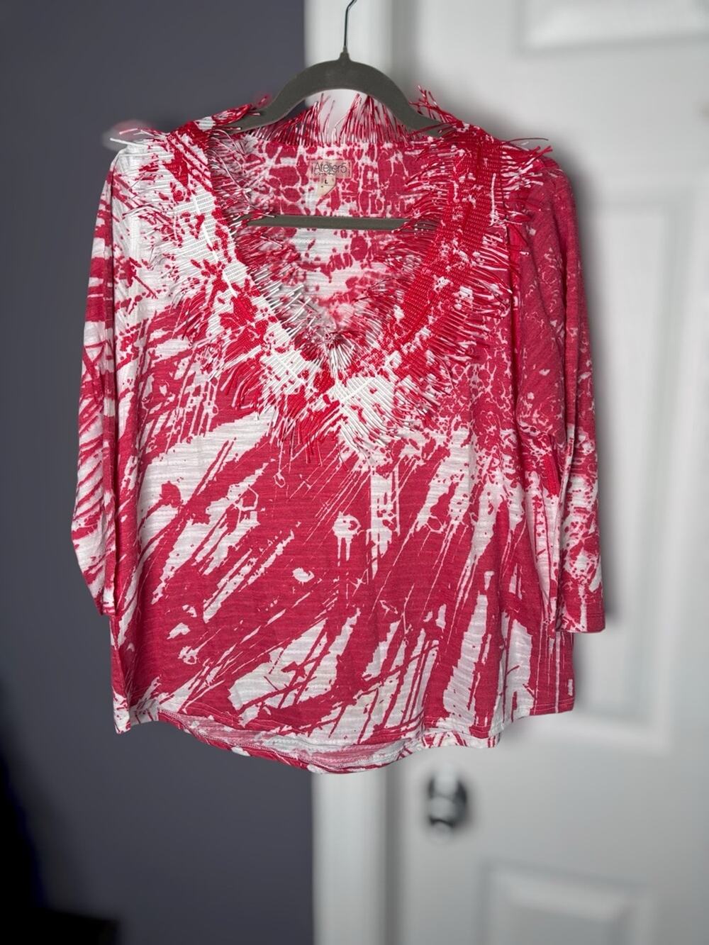 Atelier 5 Red White Textured Print Fringe V Neck Top Large